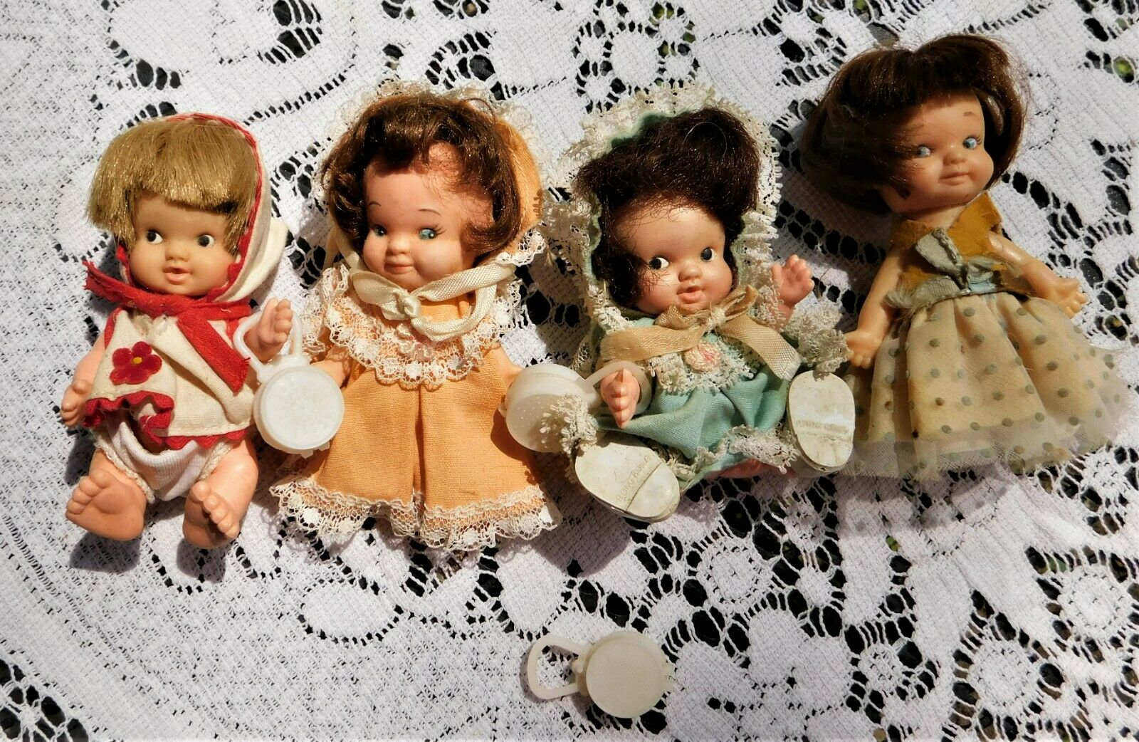 Four Vintage 1966 Uneeda Baby Peewee Pee Wee Dolls And Friends